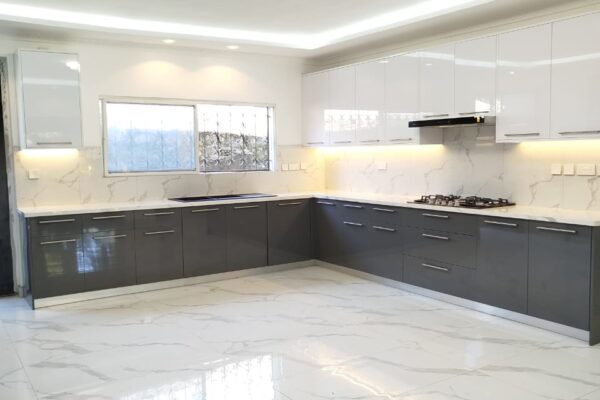 Modern Contemporary Kitchen