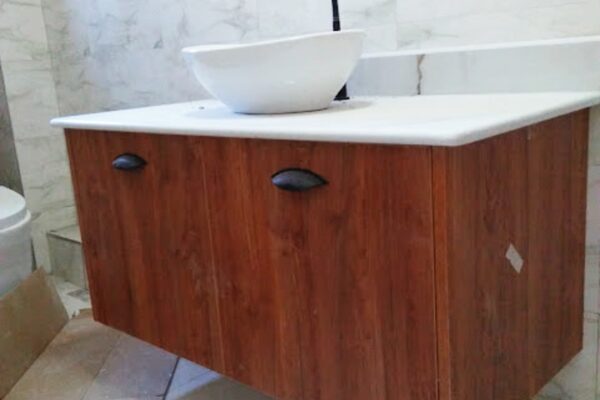 Wood Grain Finish Bathroom Vanity